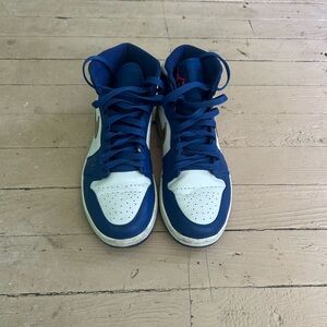 Jordan Sneakers Blue and White